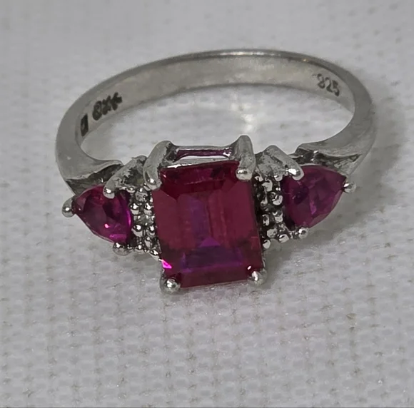 Zales Gorgeous Genuine Ruby Trilogy Ring - Picture 1 of 7